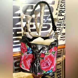 Nena & Co. Beaded Floral Bucket Bag – Black Leather with Braided Strap 🌹✨-NEW